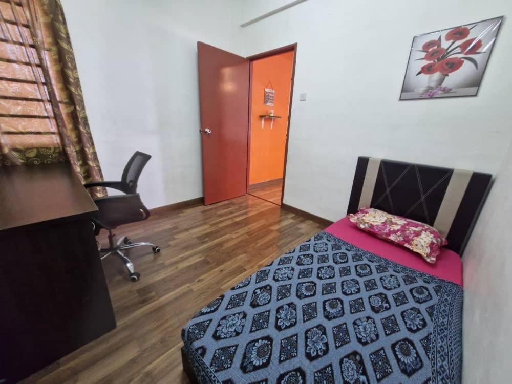 Anggerik Camelia Homestay Apartment Ladang Tok Pelam Куала-Тренгану Экстерьер фото