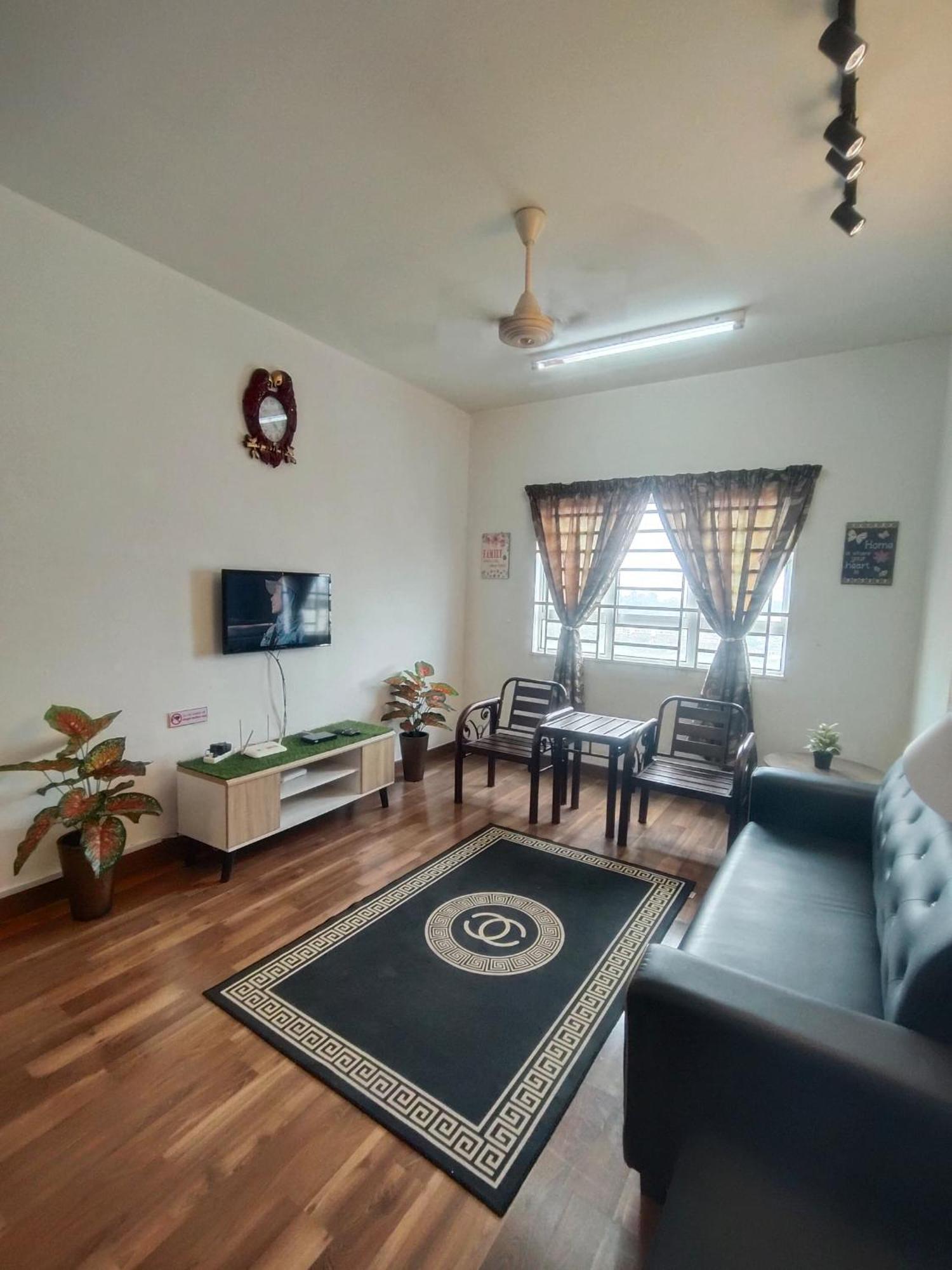 Anggerik Camelia Homestay Apartment Ladang Tok Pelam Куала-Тренгану Экстерьер фото