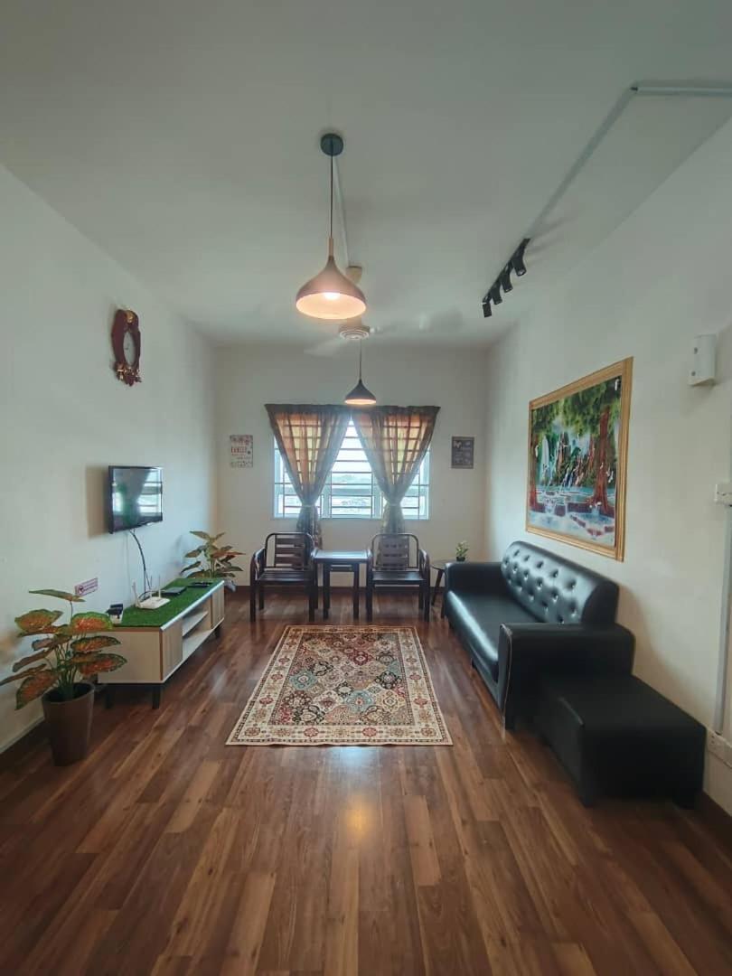 Anggerik Camelia Homestay Apartment Ladang Tok Pelam Куала-Тренгану Экстерьер фото